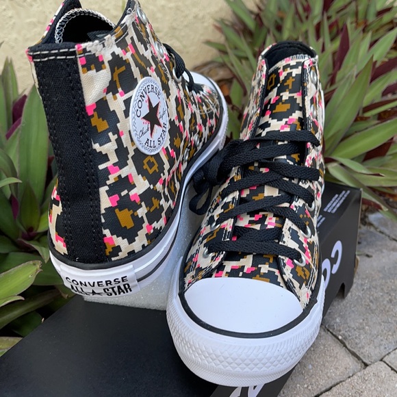 CONVERSE CTAS HI WMNS - Picture 12 of 16